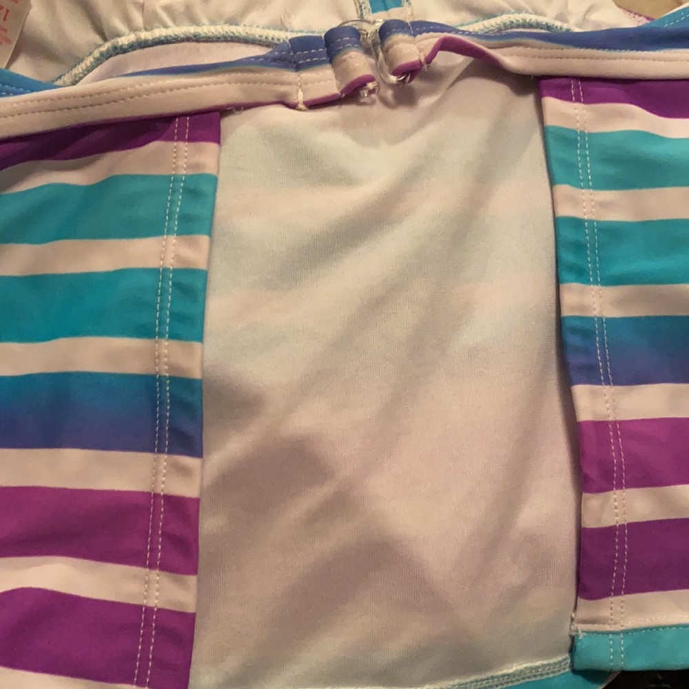 Tankini - Picture 2 of 4